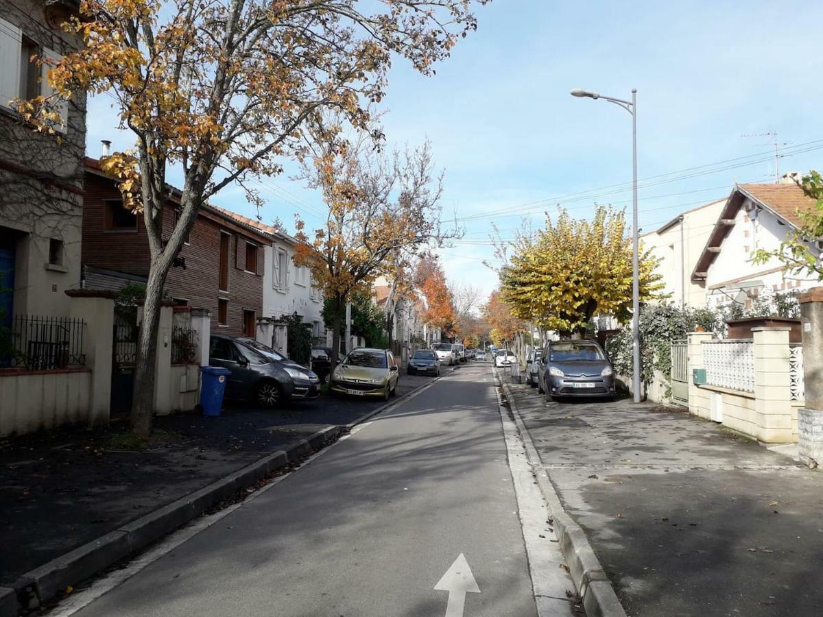 :) Grand Studio Lumineux A Toulouse Et Parking Exterior foto